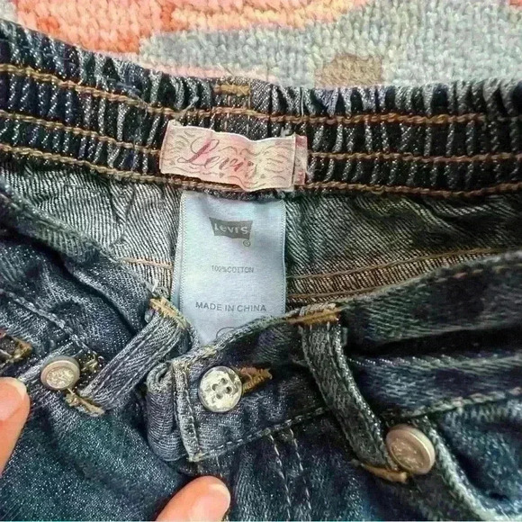 Vintage 100% cotton Levi’s boot cut jeans with bedazzled pockets. No flaws. Y2K - Picture 3 of 4